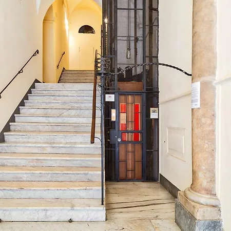 Apartment A Pochi Passi Da Piazza De Ferrari By Wonderful Italy